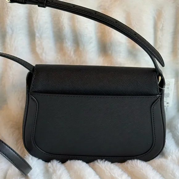 Michael Kors Black Crossbody Bag Sleek and Stylish - Picture 2 of 8